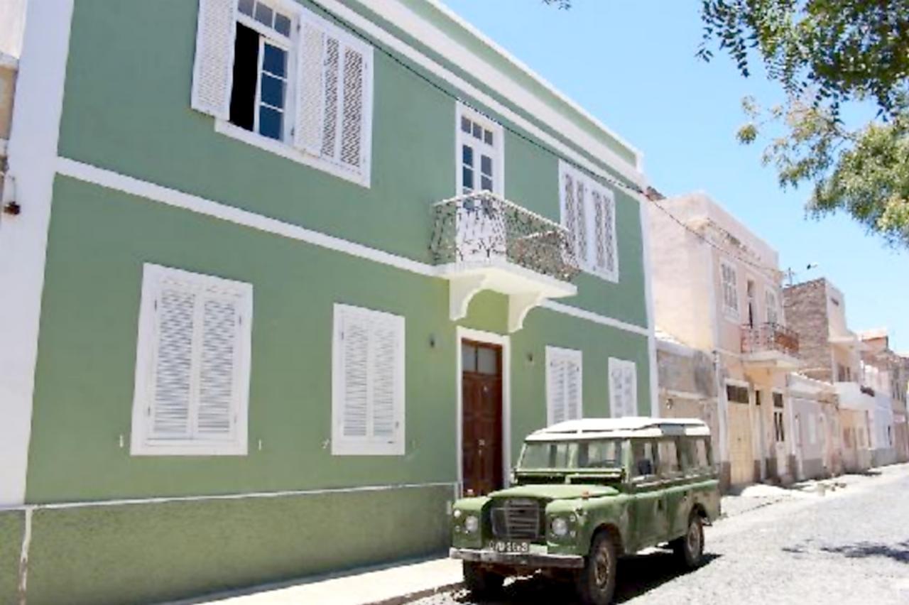Casa Colonial Hotel Mindelo Buitenkant foto