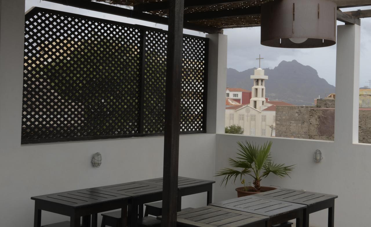 Casa Colonial Hotel Mindelo Buitenkant foto