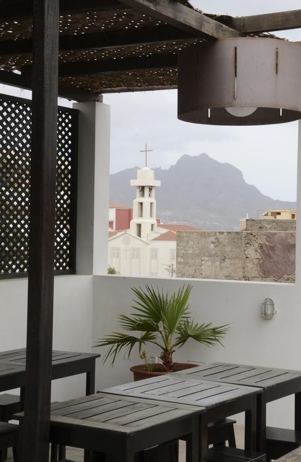 Casa Colonial Hotel Mindelo Buitenkant foto